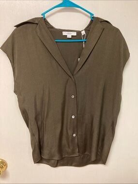 NWT vince. Women’s Blouse XXS